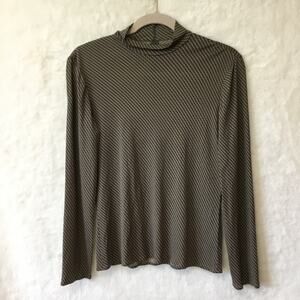 Unite! Olive Green Pattern Long Sleeve Top